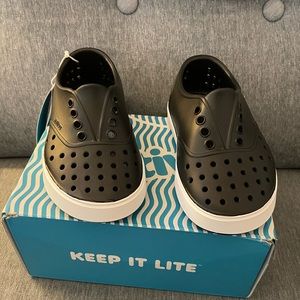 Discontinued Miller Style kids shoe